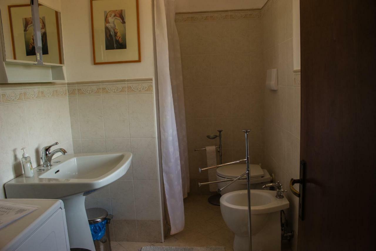 Limigiano Country House Carmelita מראה חיצוני תמונה